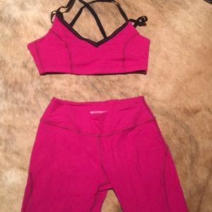Beyond yoga bra & legging kit